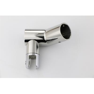 135°  Connector
